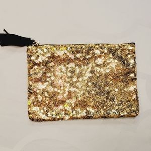 New! ipsy Gold Sparkle Bag! Add sparkle to your season! Makes a great gift!